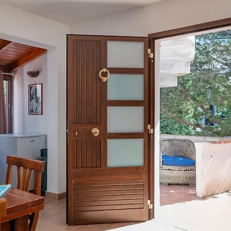 Apartamento Poltu Quatu With Terrace Porto Cervo